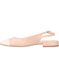 Ballerina Liviana da donna nude