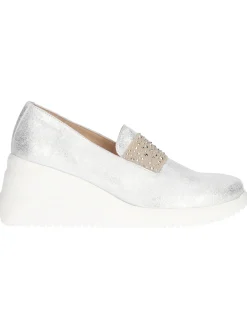 Mocassino con zeppa Wonders da donna argento
