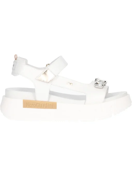 Sandalo con zeppa bassa Nero Giardini da donna bianco