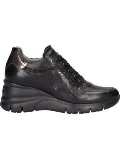 Scarpa casual con zeppa Nero Giardini da donna nera