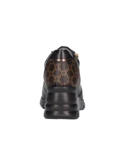 Scarpa casual con zeppa Nero Giardini da donna nera