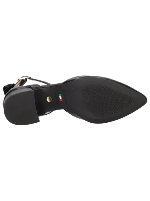 Scarpa con tacco largo Nero Giardini da donna nera