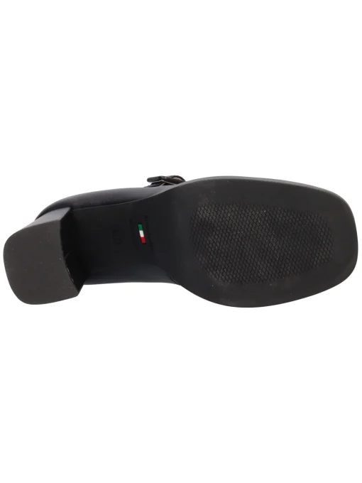 Scarpa con tacco largo Nero Giardini da donna nera