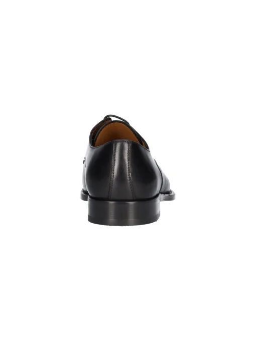 Scarpa elegante Melluso da uomo nera