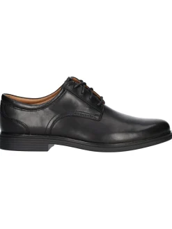 Scarpa semi elegante Clarks da uomo nera