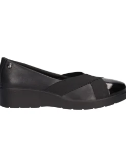 Scarpa slip on con zeppa bassa Enval Soft da donna nera