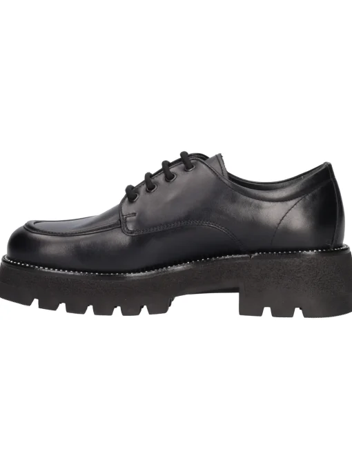 Scarpa stringata Nero Giardini da donna nera