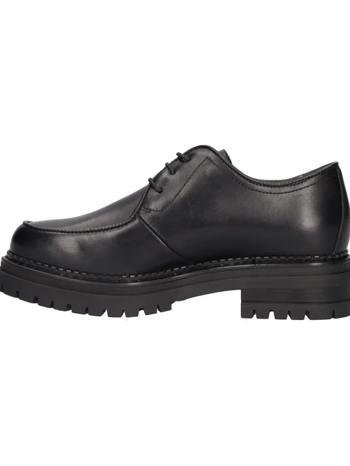 Scarpa stringata Nero Giardini da donna nera