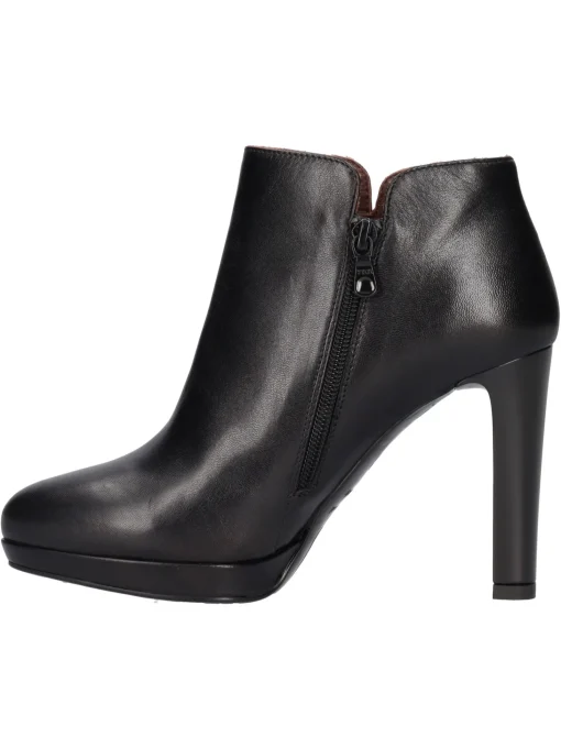 Stivaletto con tacco largo Nero Giardini da donna nero