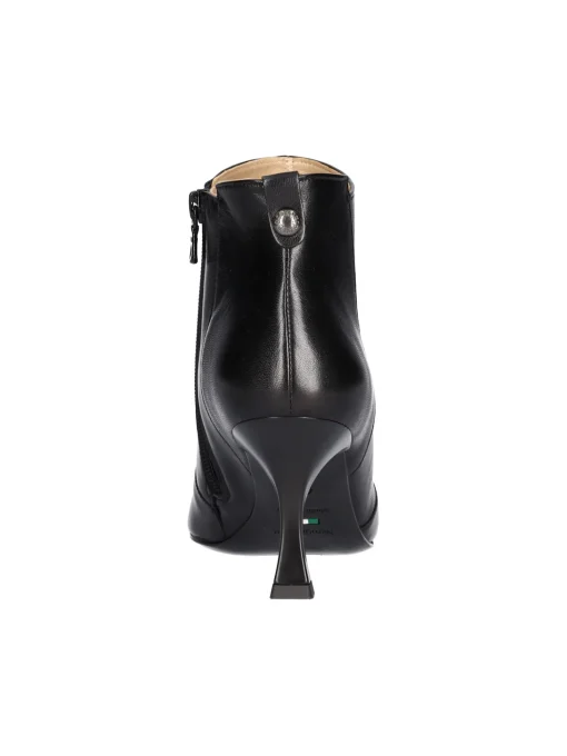 Stivaletto tacco fino Nero Giardini da donna nero