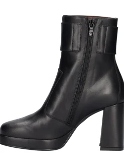 Stivaletto tacco largo Nero Giardini da donna nera